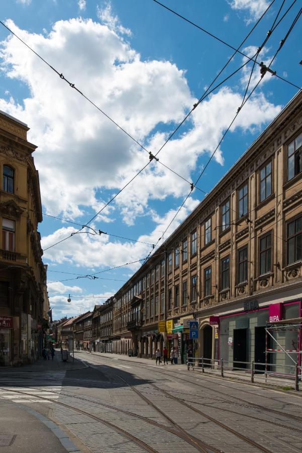 Smile&Love Republic Zagreb Center Exterior photo